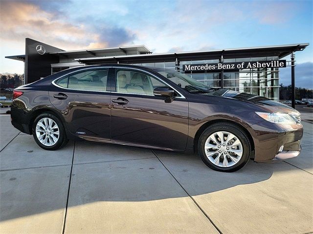 2013 Lexus ES Hybrid 300h