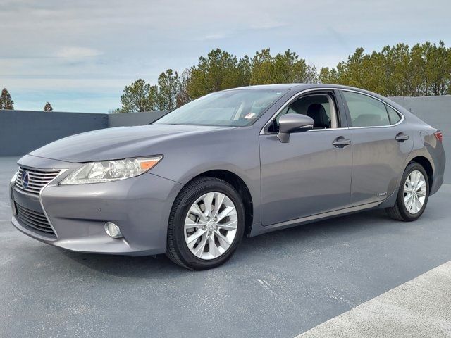 2013 Lexus ES Hybrid 300h