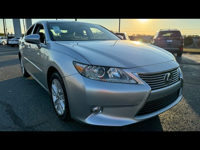 2013 Lexus ES Hybrid 300h