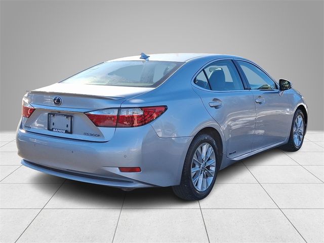 2013 Lexus ES Hybrid 300h