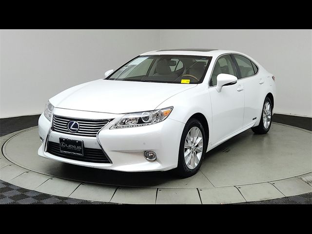 2013 Lexus ES Hybrid 300h