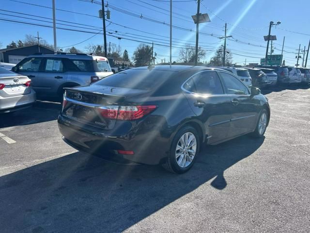 2013 Lexus ES Hybrid 300h