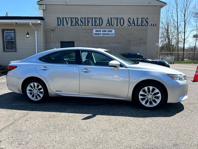 2013 Lexus ES Hybrid 300h