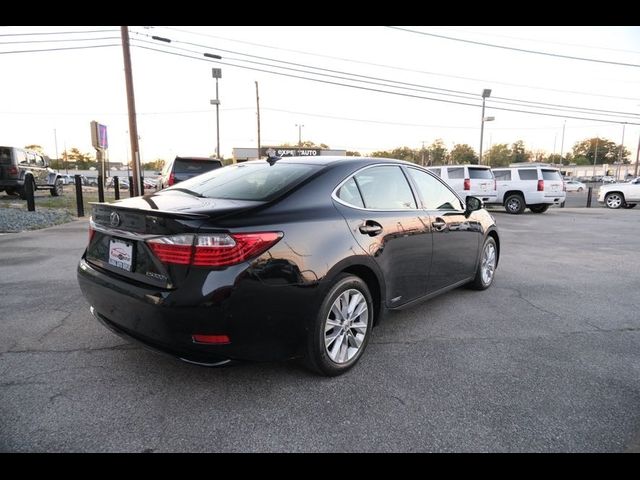 2013 Lexus ES Hybrid 300h