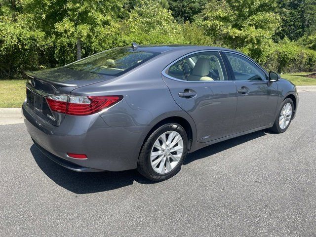 2013 Lexus ES Hybrid 300h