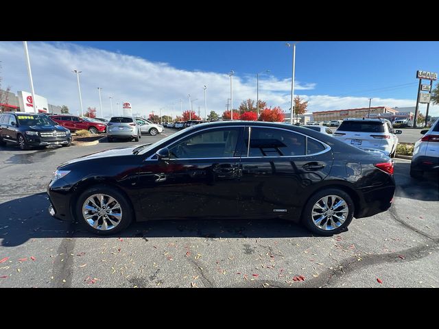 2013 Lexus ES Hybrid 300h