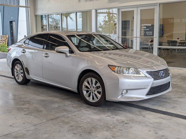 2013 Lexus ES Hybrid 300h