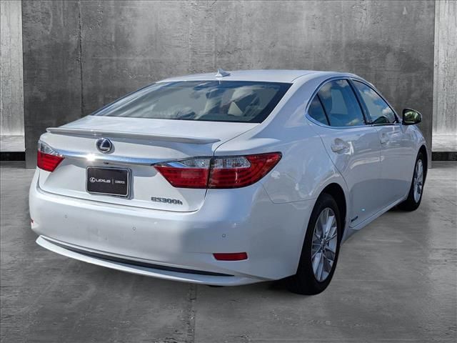 2013 Lexus ES Hybrid 300h