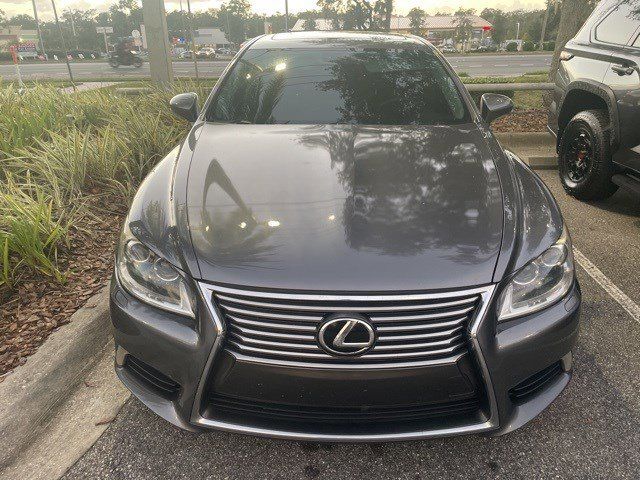 2013 Lexus LS 460