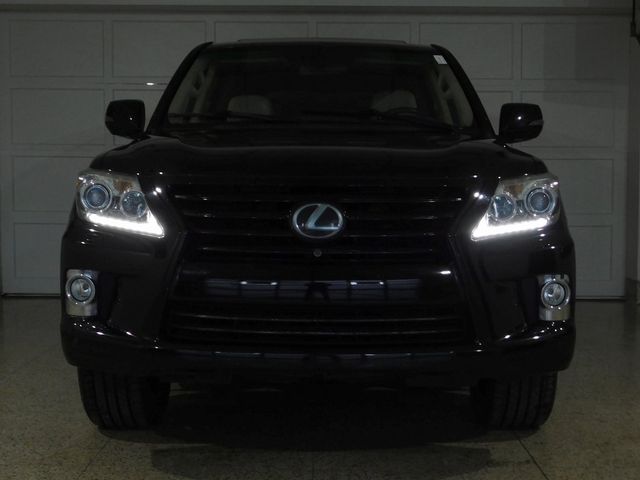 2013 Lexus LX 570