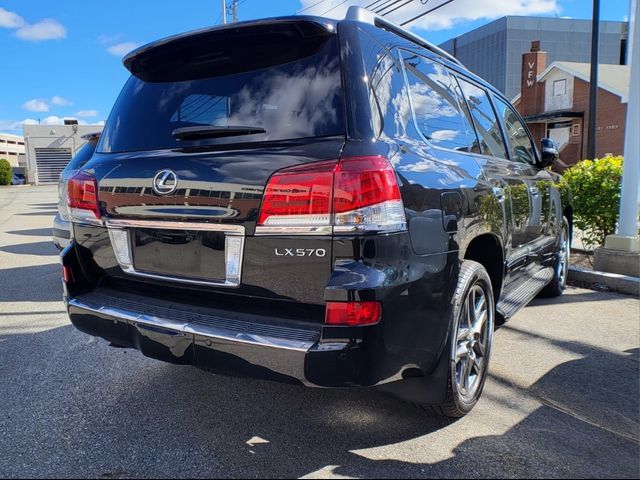 2013 Lexus LX 570