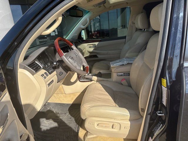 2013 Lexus LX 570