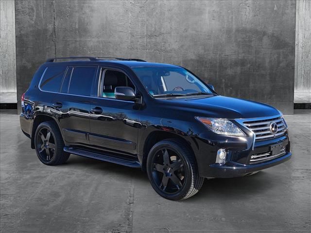 2013 Lexus LX 570