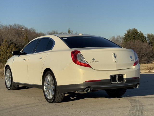 2013 Lincoln MKS Base