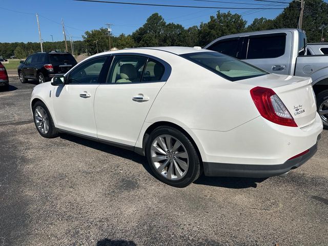 2013 Lincoln MKS Base