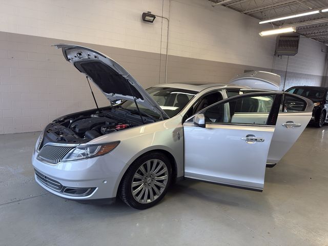 2013 Lincoln MKS Base