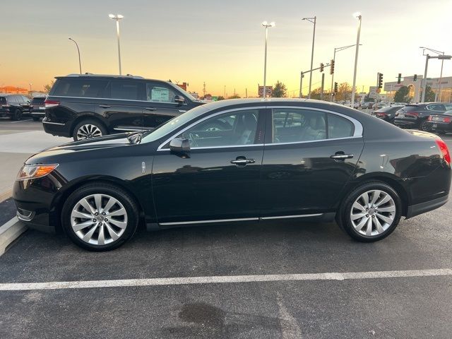 2013 Lincoln MKS Base