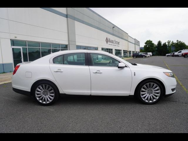 2013 Lincoln MKS Base