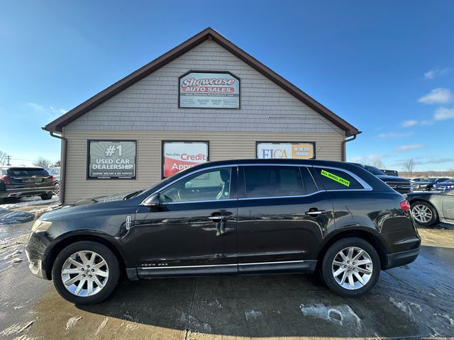 2013 Lincoln MKT Base