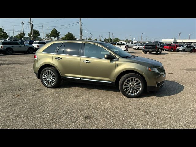 2013 Lincoln MKX Base