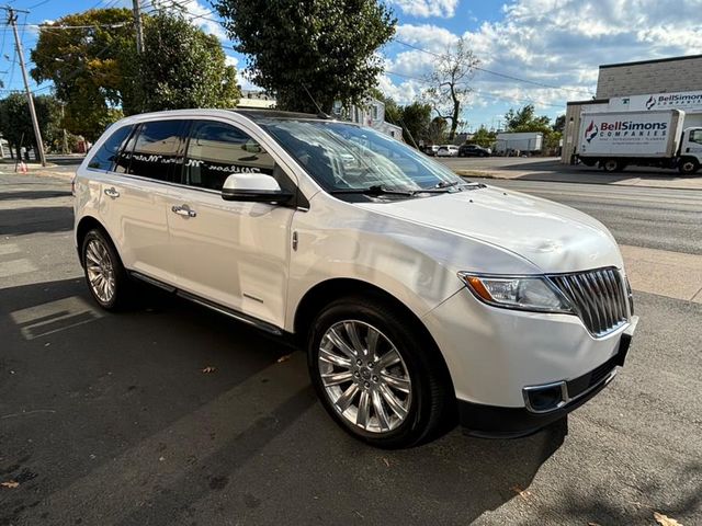 2013 Lincoln MKX Base