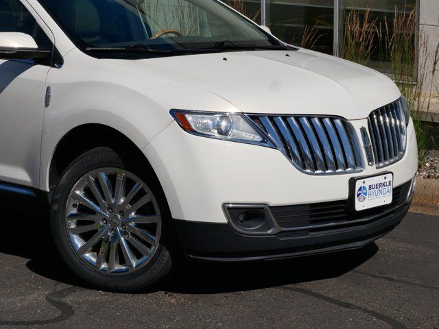 2013 Lincoln MKX Base