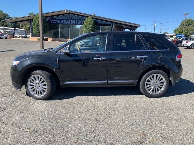 2013 Lincoln MKX Base