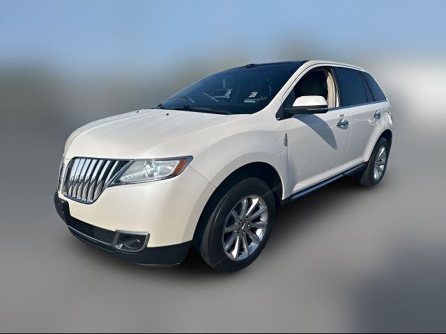 2013 Lincoln MKX Base