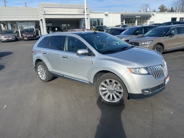 2013 Lincoln MKX Base