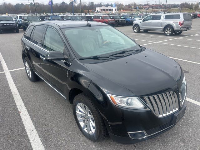 2013 Lincoln MKX Base