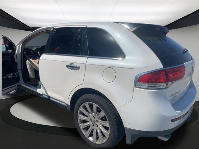 2013 Lincoln MKX Base