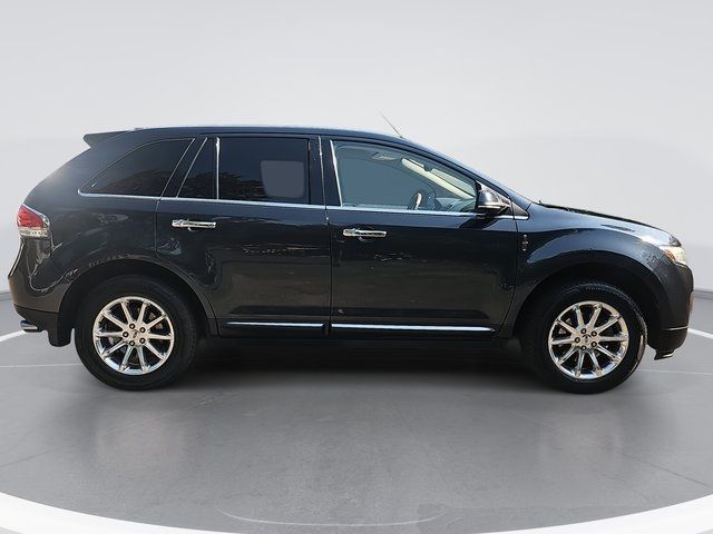 2013 Lincoln MKX Base