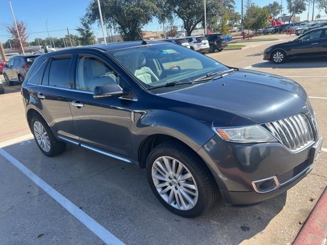 2013 Lincoln MKX Base