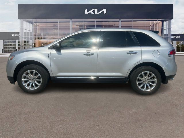 2013 Lincoln MKX Base