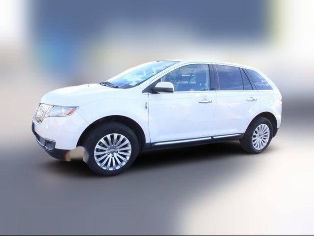 2013 Lincoln MKX Base