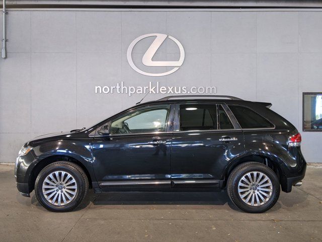 2013 Lincoln MKX Base