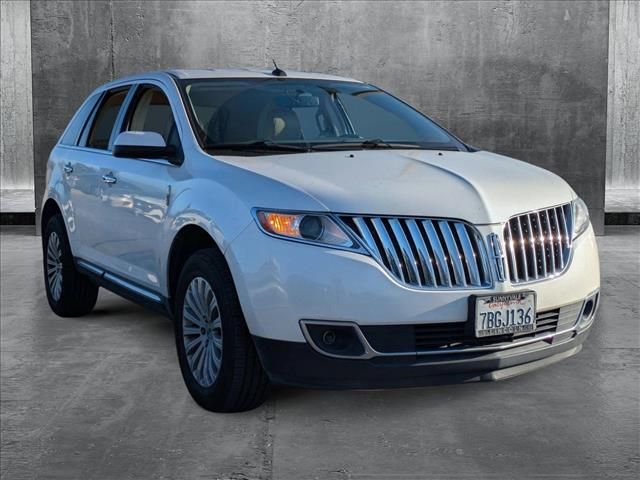 2013 Lincoln MKX Base