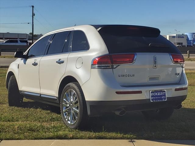 2013 Lincoln MKX Base