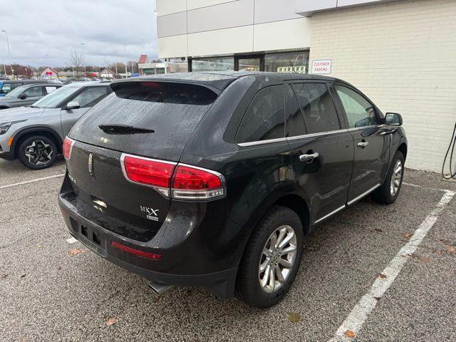 2013 Lincoln MKX Base