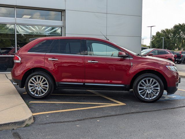 2013 Lincoln MKX Base