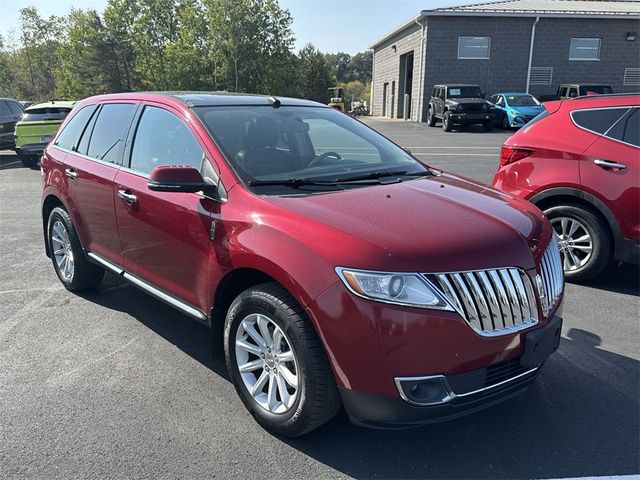 2013 Lincoln MKX Base