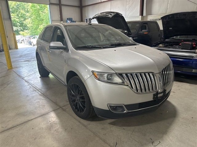 2013 Lincoln MKX Base