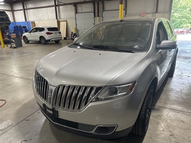 2013 Lincoln MKX Base