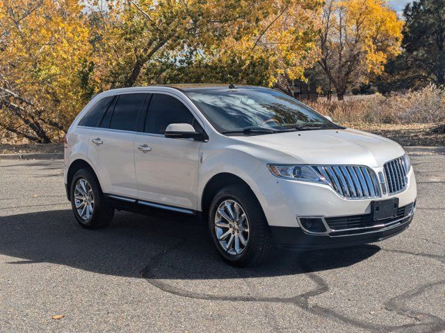 2013 Lincoln MKX Base