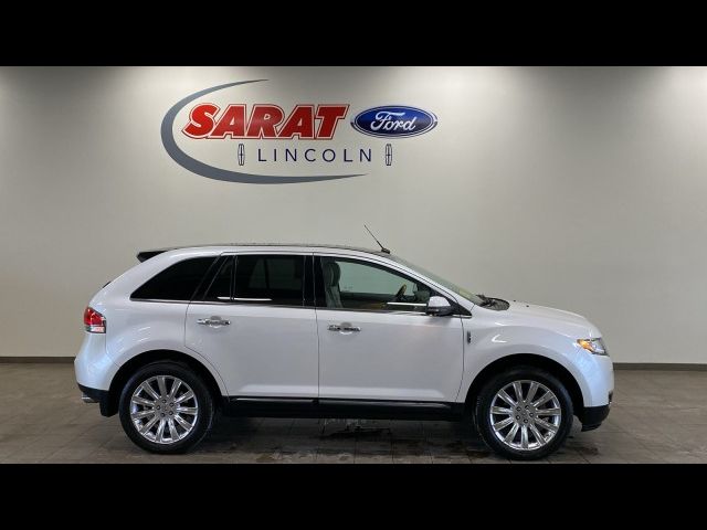 2013 Lincoln MKX Base