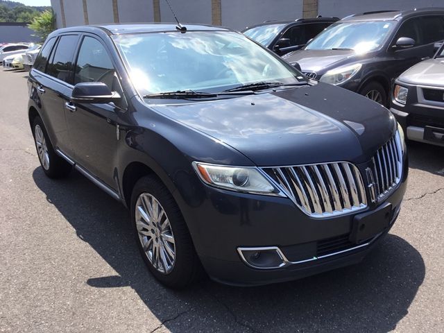 2013 Lincoln MKX Base