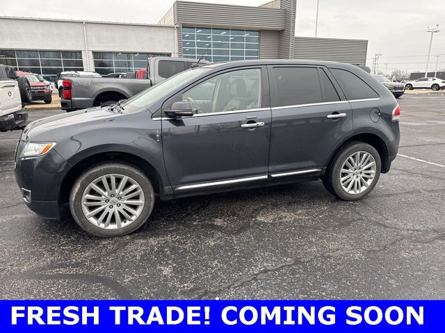 2013 Lincoln MKX Base