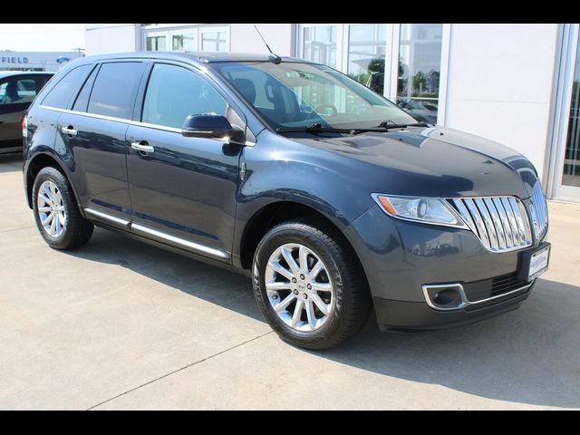 2013 Lincoln MKX Base