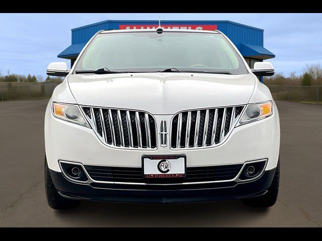 2013 Lincoln MKX Base