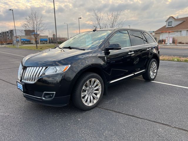 2013 Lincoln MKX Base